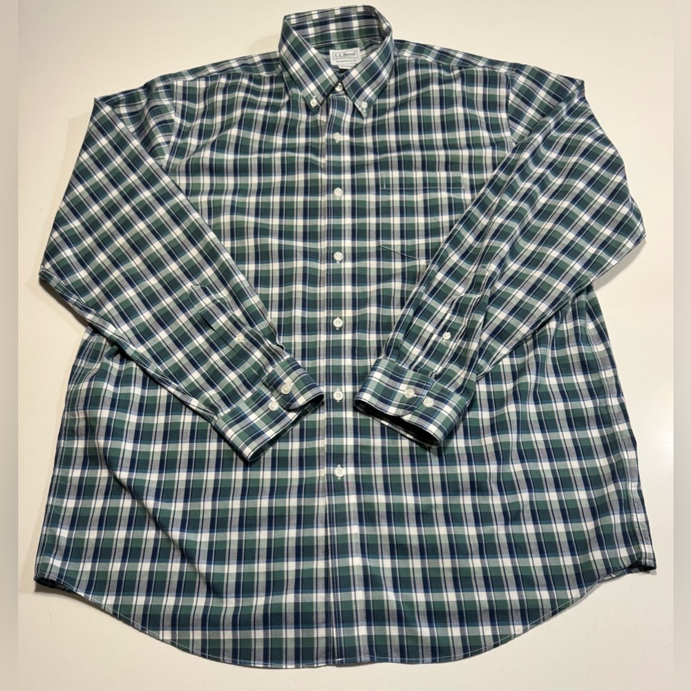 LL Bean Button Shirt Long Sleeve Men Large Green Plaid Traditional Fit Outdoors
